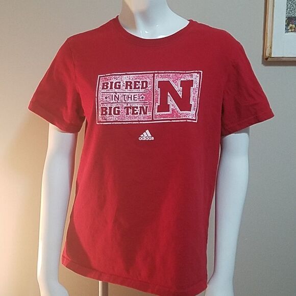 Red Nebraska Huskers Adidas Short Sleeve Tee (M) - Picture 2 of 7